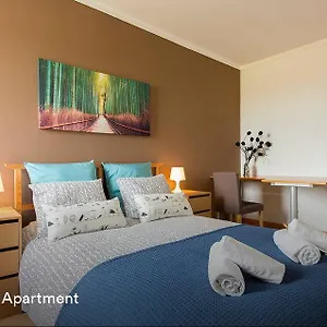 Cardoso Pires 2 Bedrooms Apt. Lisbon