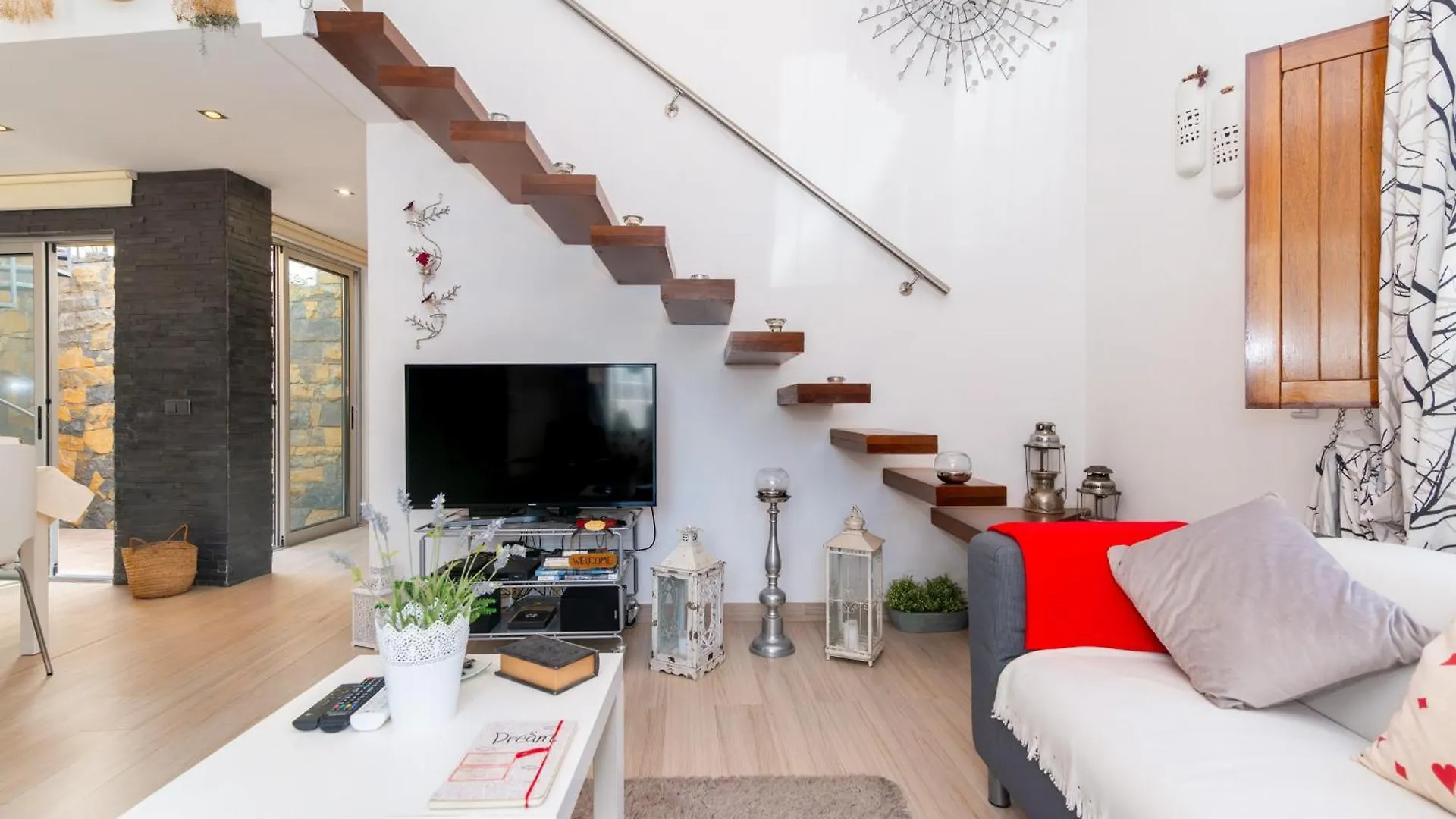 White & Grey House Villa Tavira